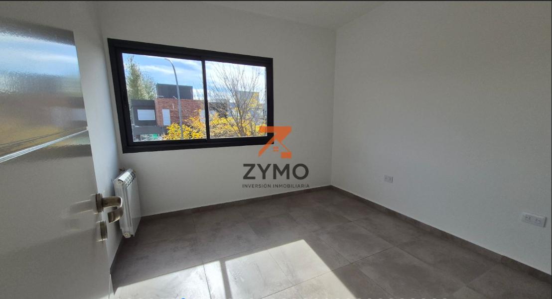 Alquiler Dúplex 3 Dorm / 3 Baños,Barrio Cerrado en Chacra del Norte