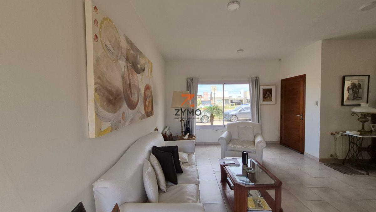 Foto de Venta Casa de una planta Complejo cerrado comarca de Allende, Villa, imagen 3