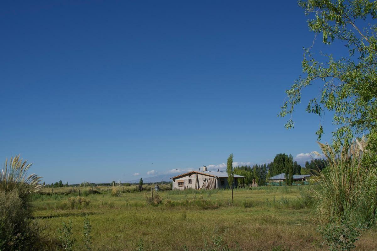 Foto de LOTE EN TUNUYAN - BARRIO SEMI PRIVADO, imagen 2