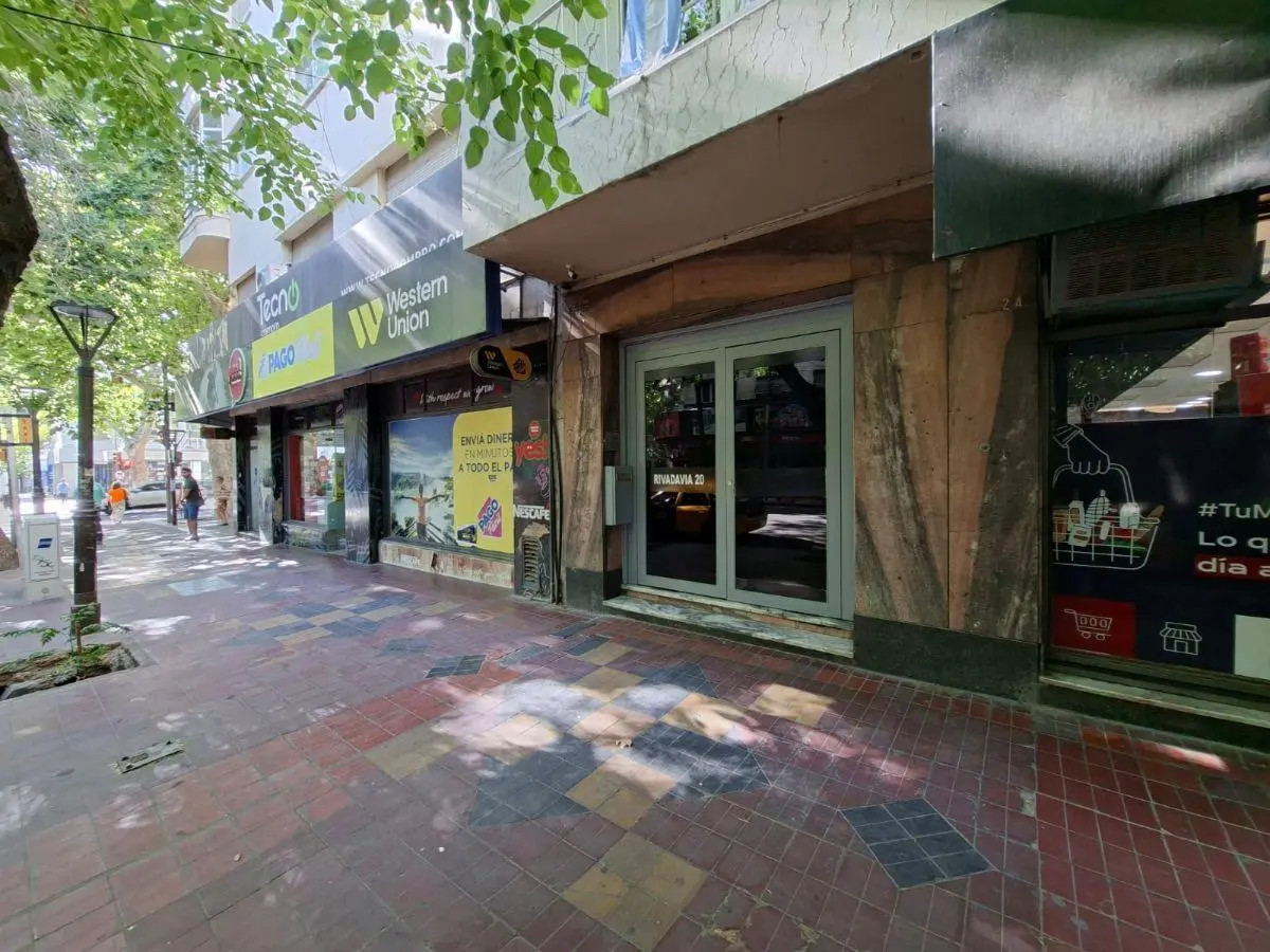 OFICINA en VENTA - Calle Rivadavia 20 ciudad de Mendoza 2