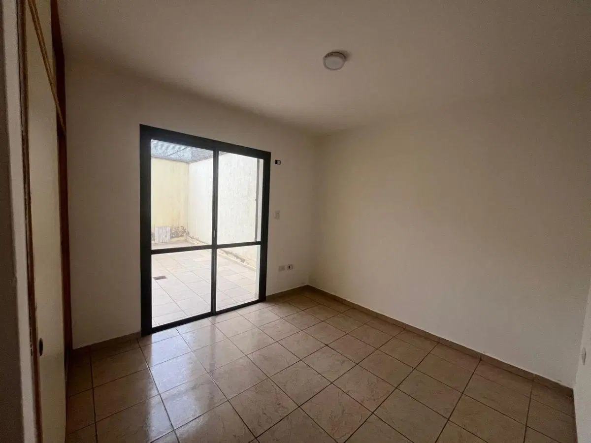 DEPARTAMENTO COMPLEJO CERRADO CALLE URQUIZA 5