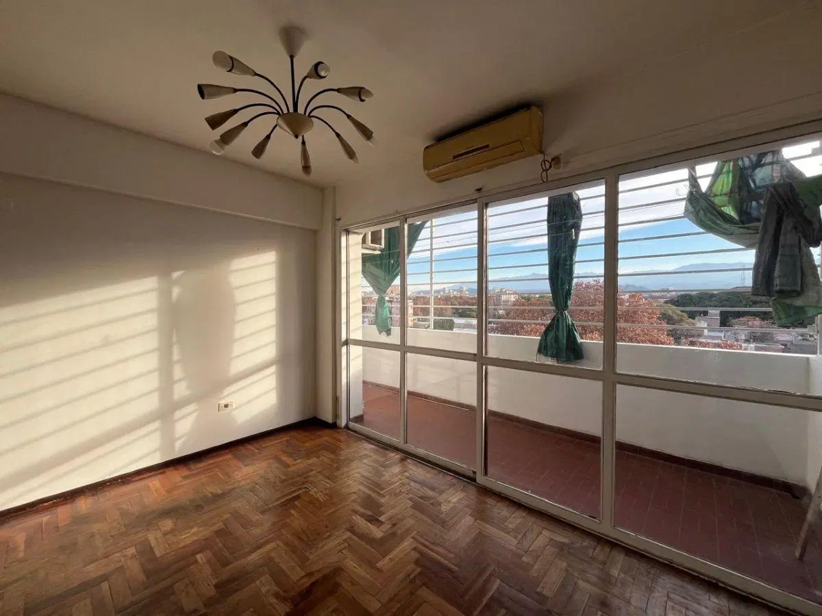 DEPARTAMENTO CENTRICO 3 DORMITORIOS 4