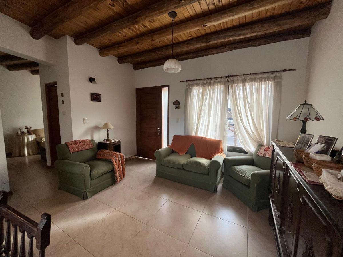 Foto de CASA BARRIO FURLOTTI EN ALQUILER, imagen 3