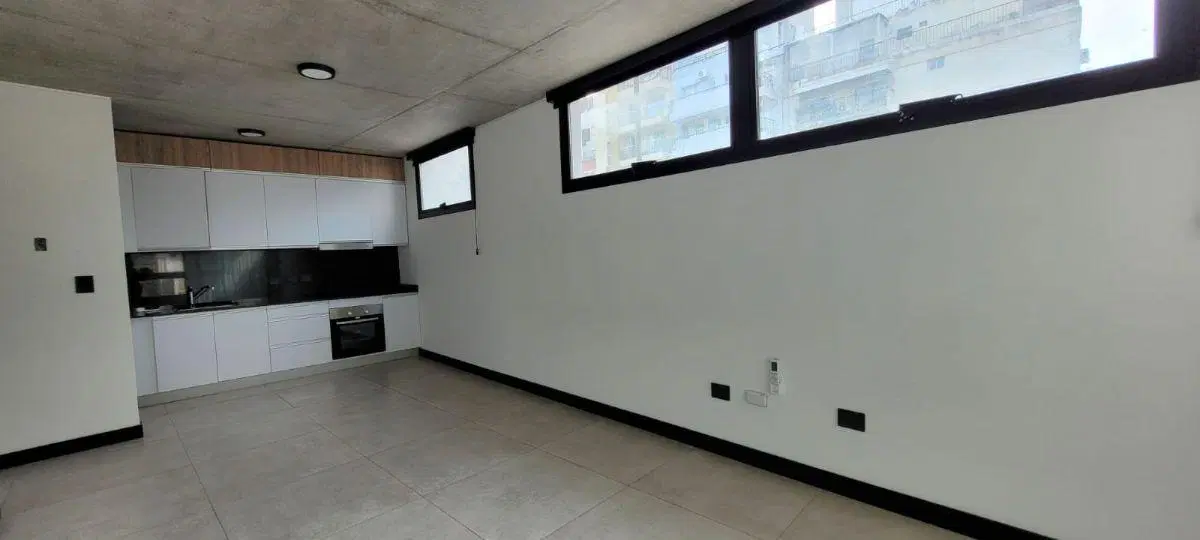 BELGRANO: 1 amb. como estrenar! amplio Cespédes 2619 2
