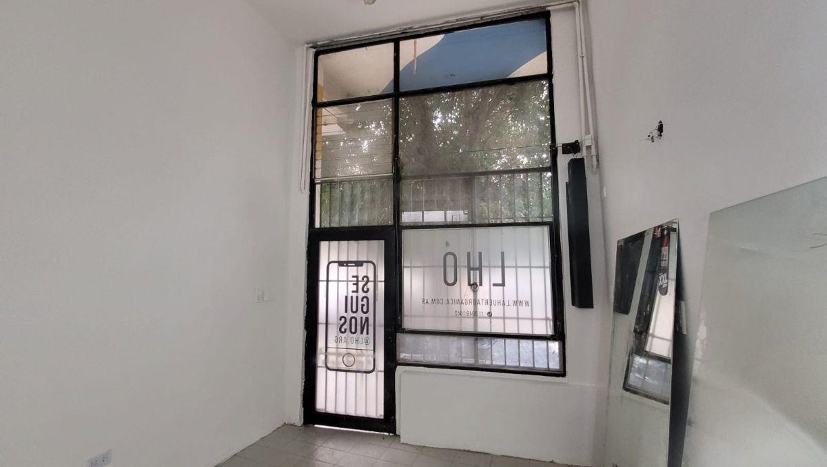 Foto de COLEGIALES: 2 locales + patio central muy lum. Conde 808, imagen 3