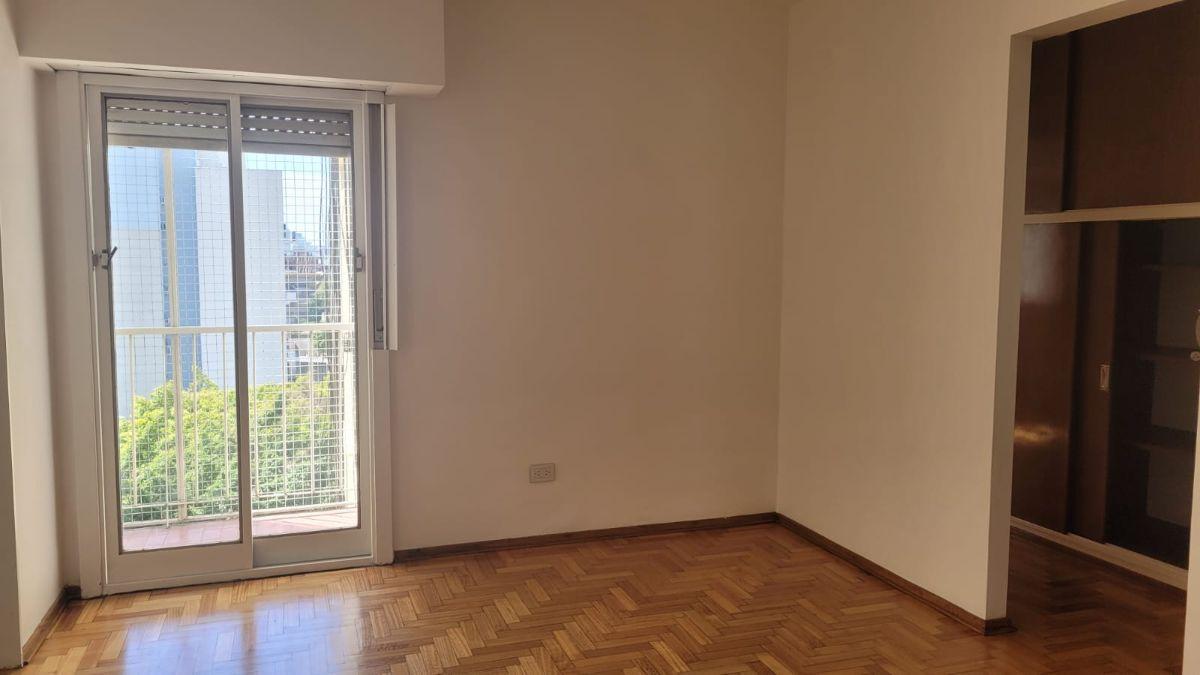 Foto de V. CRESPO: 2 amb. lateral s/lum. balcón Humboldt 600, imagen 4
