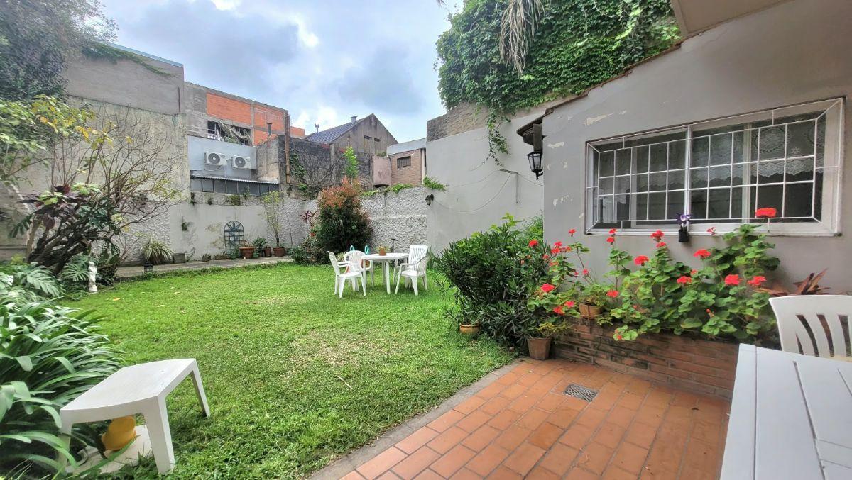Foto de COLEGIALES: 4 amb. casa impecable con Jardín Delgado 900, imagen 4