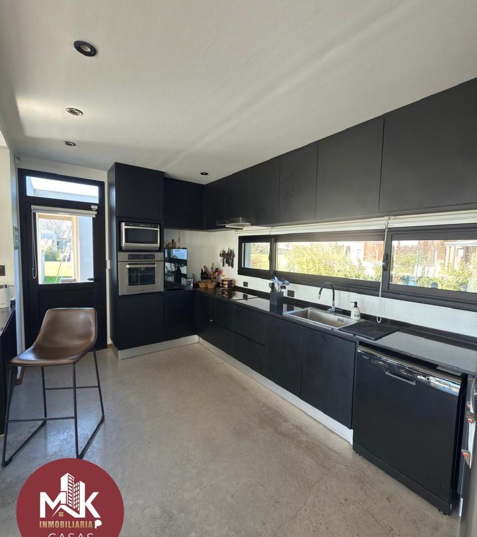 Foto de CASA EN VENTA EN CAÑUELAS, imagen 2