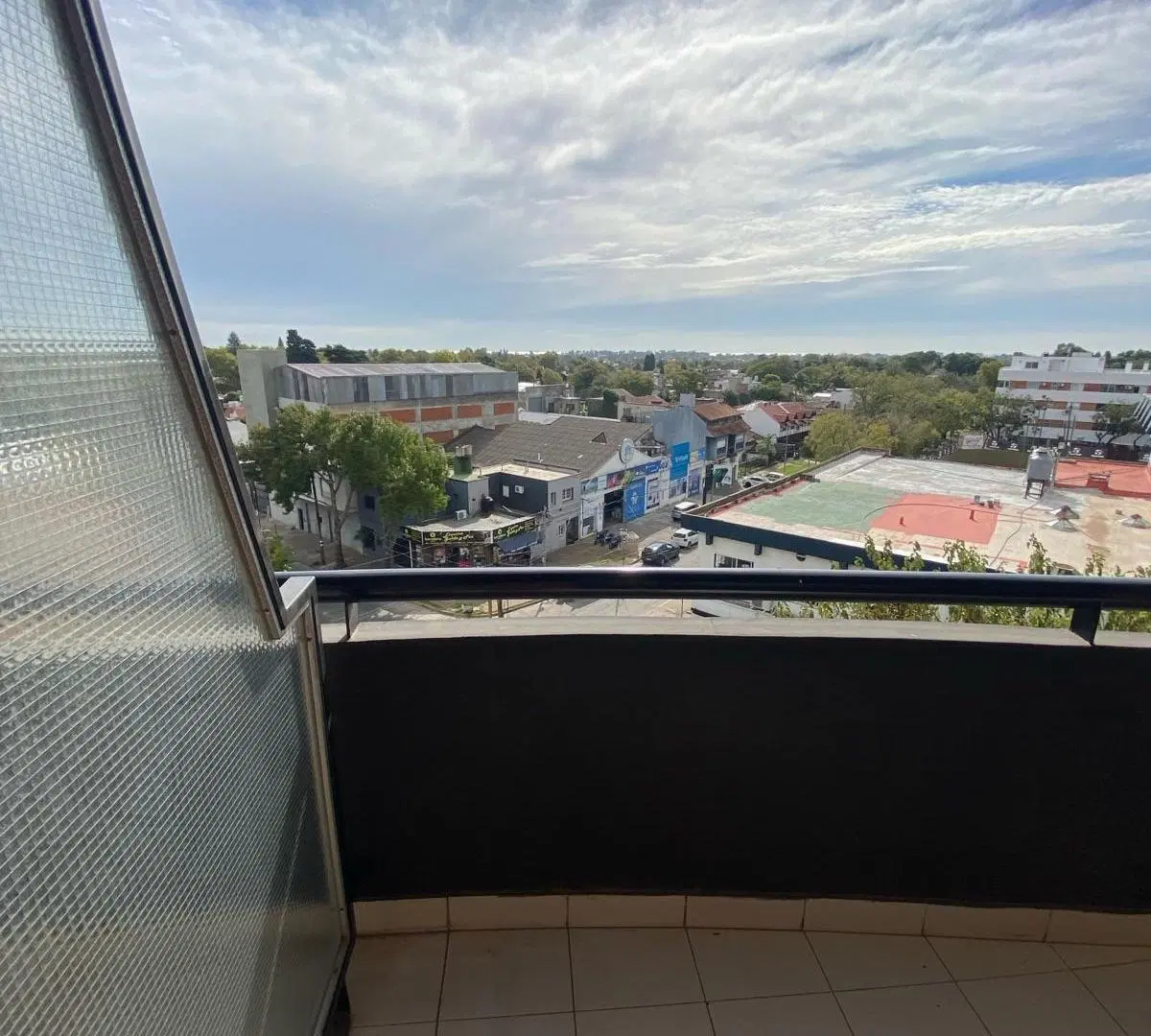 DEPARTAMENTO EN ALQUILER 3 AMBIENTES EN QUILMES 4