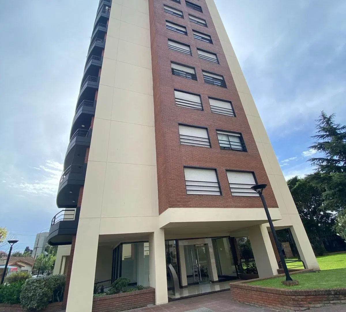 DEPARTAMENTO EN ALQUILER 3 AMBIENTES EN QUILMES 2