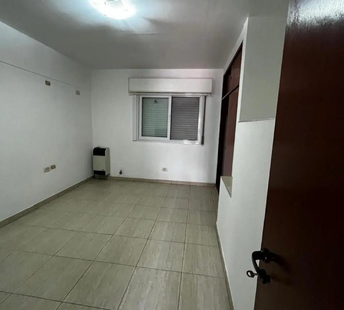 Departamento en alquiler 2 ambientes en Florencio Varela 1