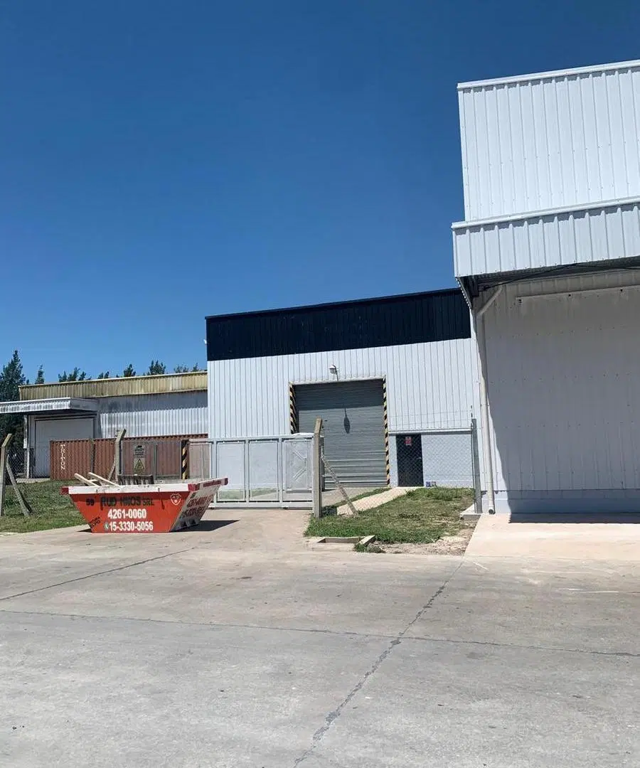 Nave Industrial en Berazategui en alquiler 1