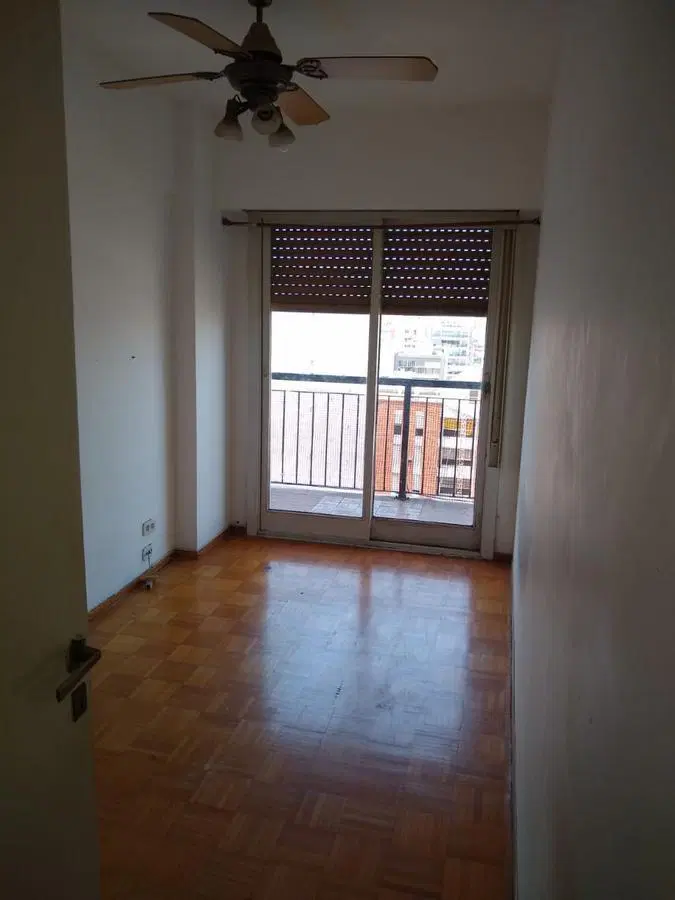 Departamento 3 ambientes en venta en el centro de Quilmes 3