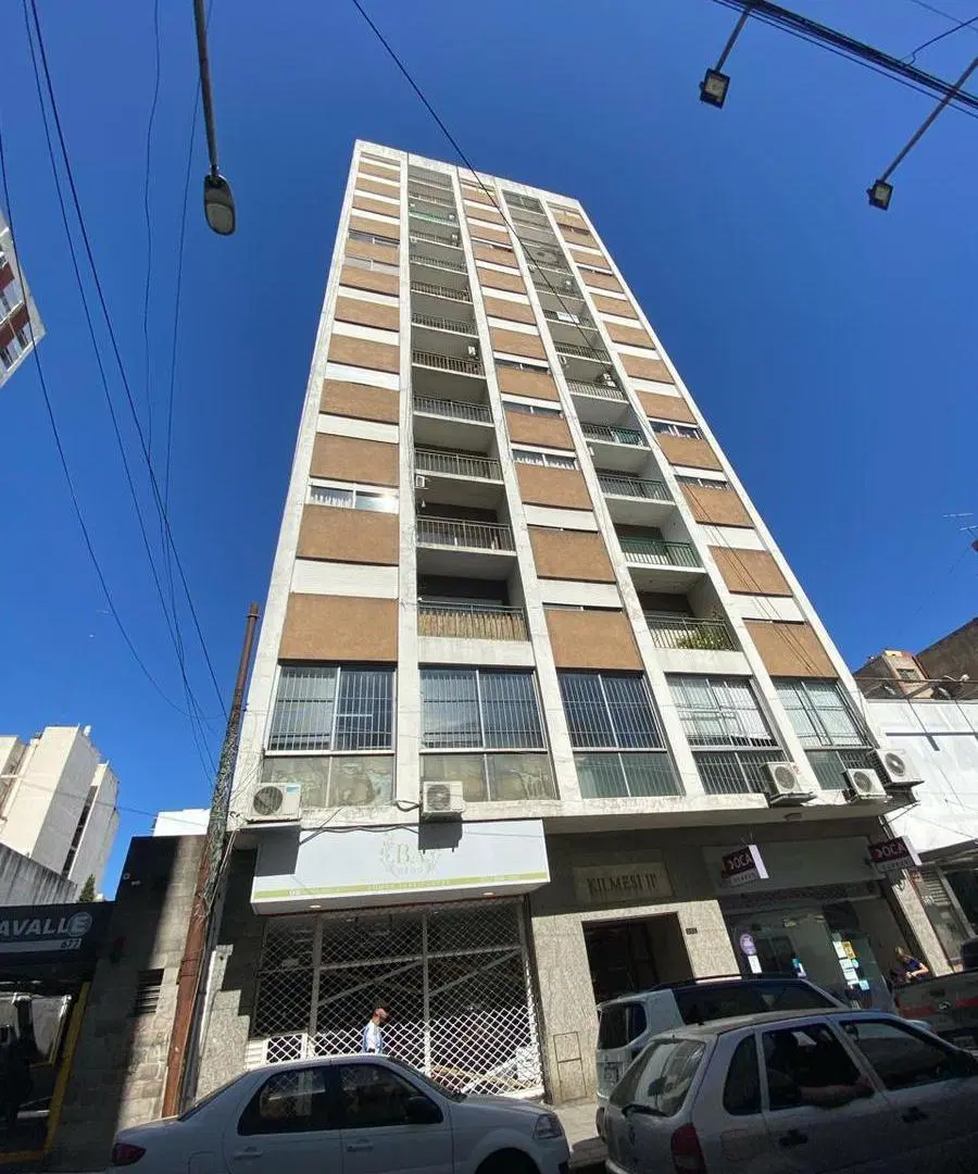 Departamento 2 ambientes en alquiler en Quilmes Centro 1