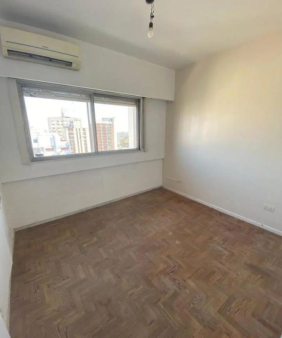 Departamento 2 ambientes en alquiler en Quilmes Centro 2