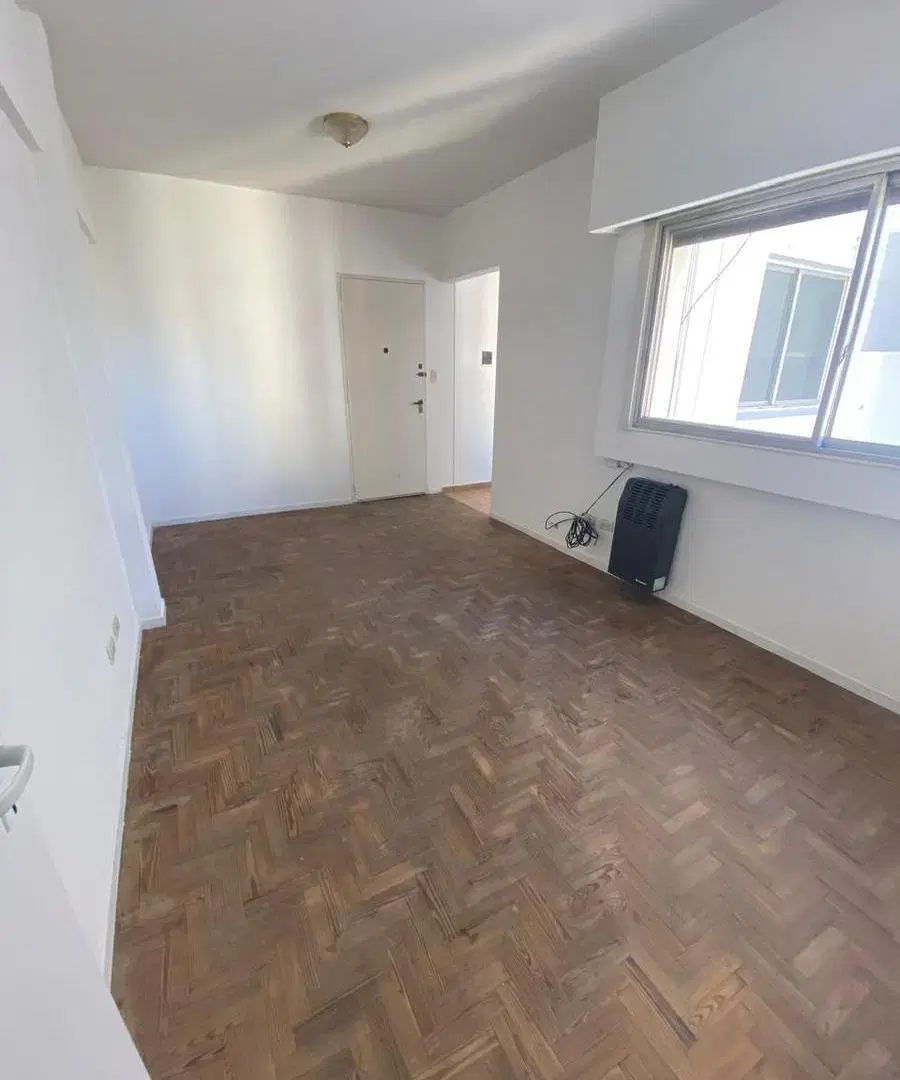 Departamento 2 ambientes en alquiler en Quilmes Centro 5