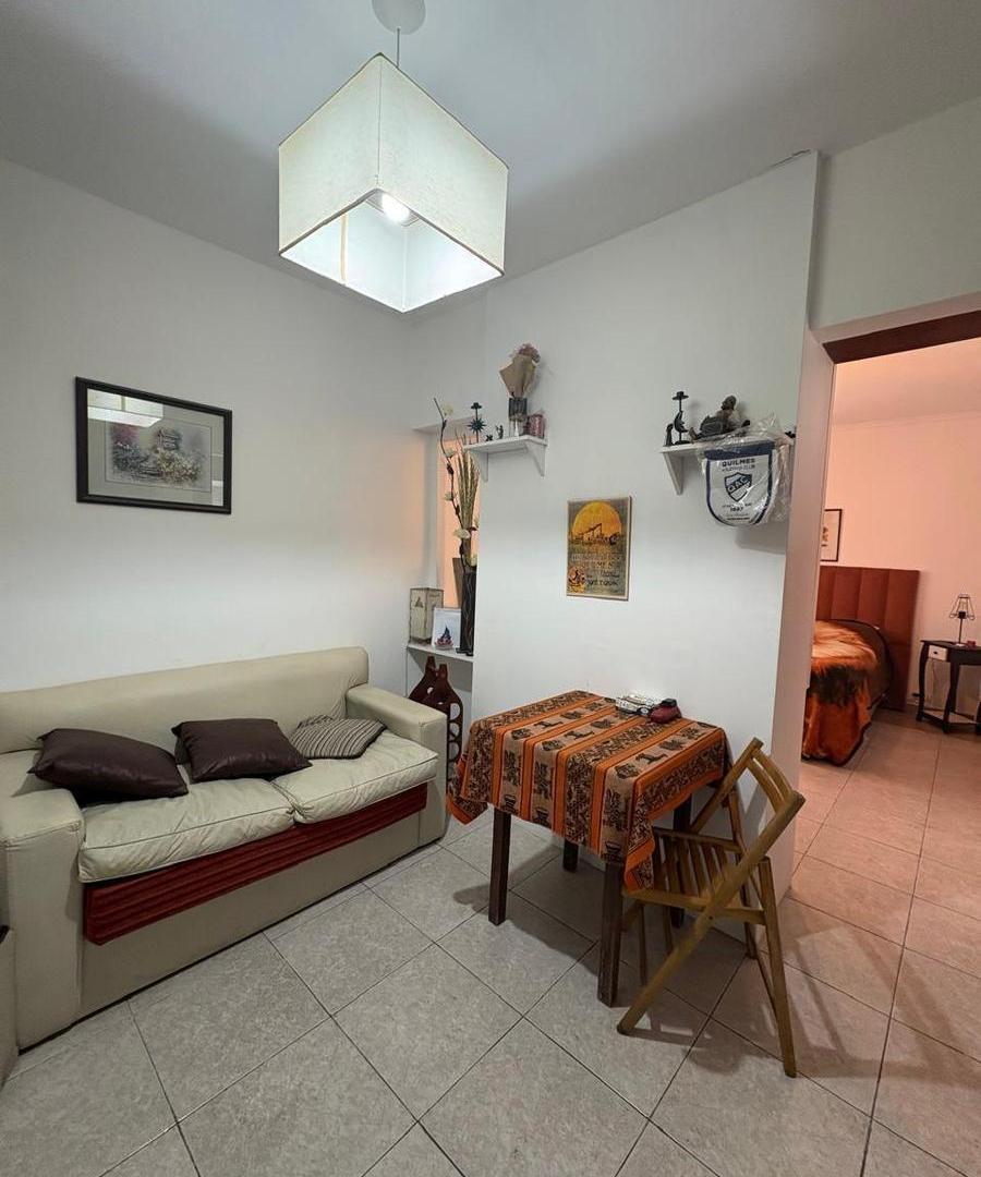 Foto de Departamento en Alquiler monoambiente en el centro de Quilmes, imagen 2