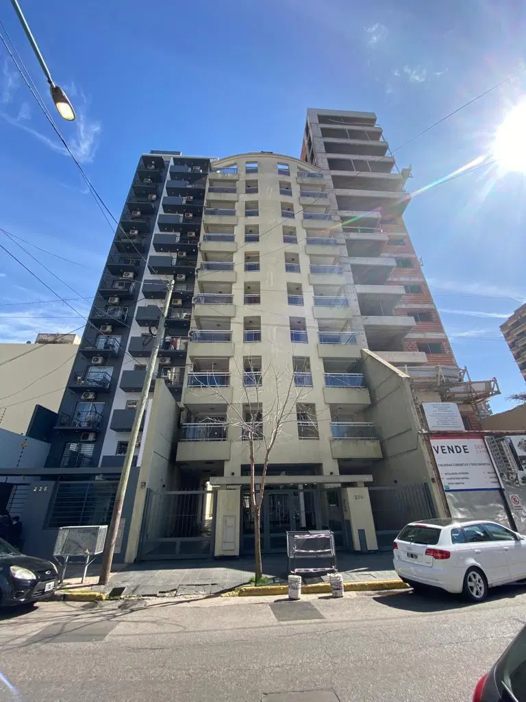 Departamento en alquiler 3 ambientes en Quilmes Centro con cochera 8