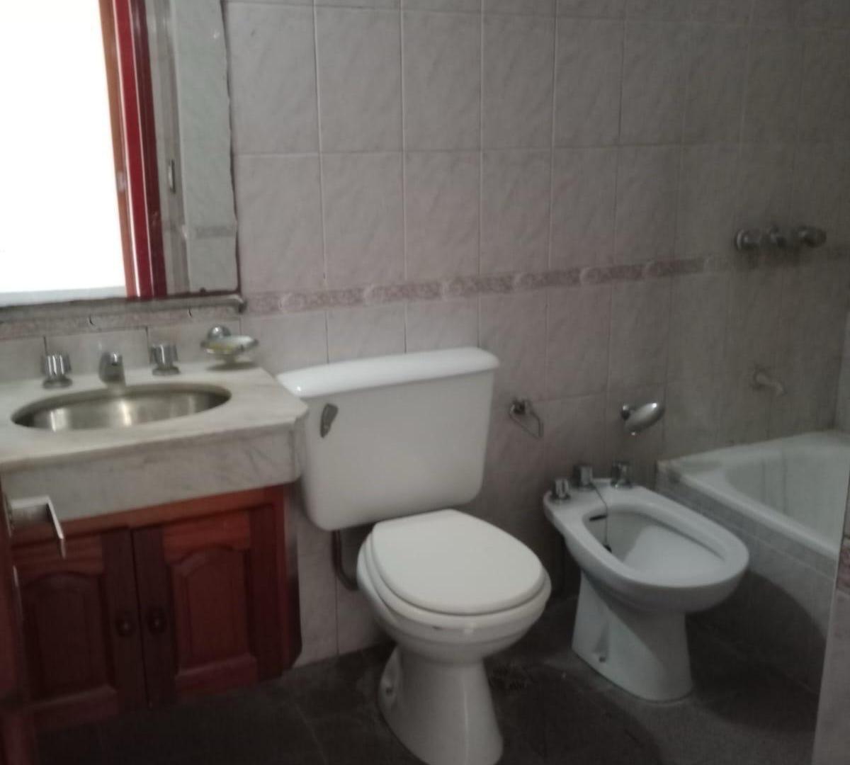 Foto de Departamento 2 ambientes en alquiler en Florencio Varela, imagen 5