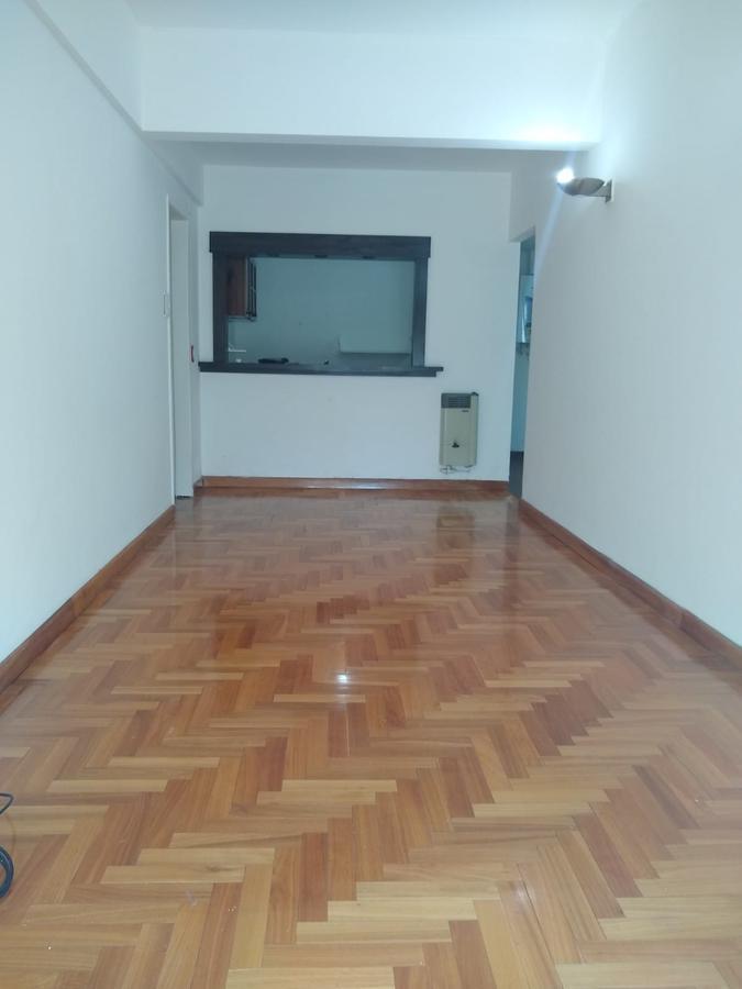 Foto de Departamento en alquiler dos ambientes en Quilmes Centro, imagen 1