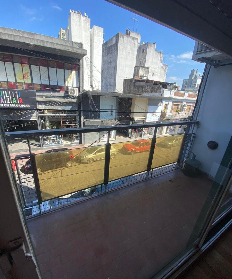 Foto de Departamento tres ambientes en Quilmes Centro con Cochera, imagen 1