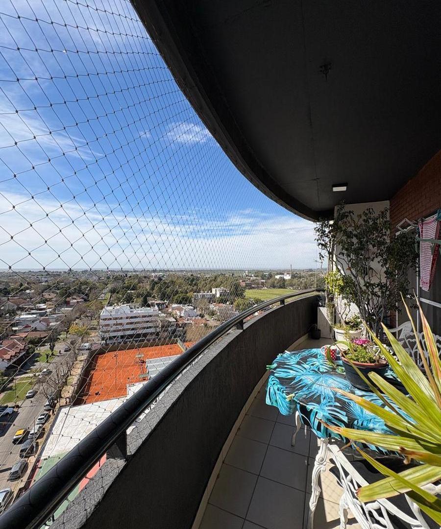 Foto de Hermoso departamento en venta en Torres de Guido, imagen 1