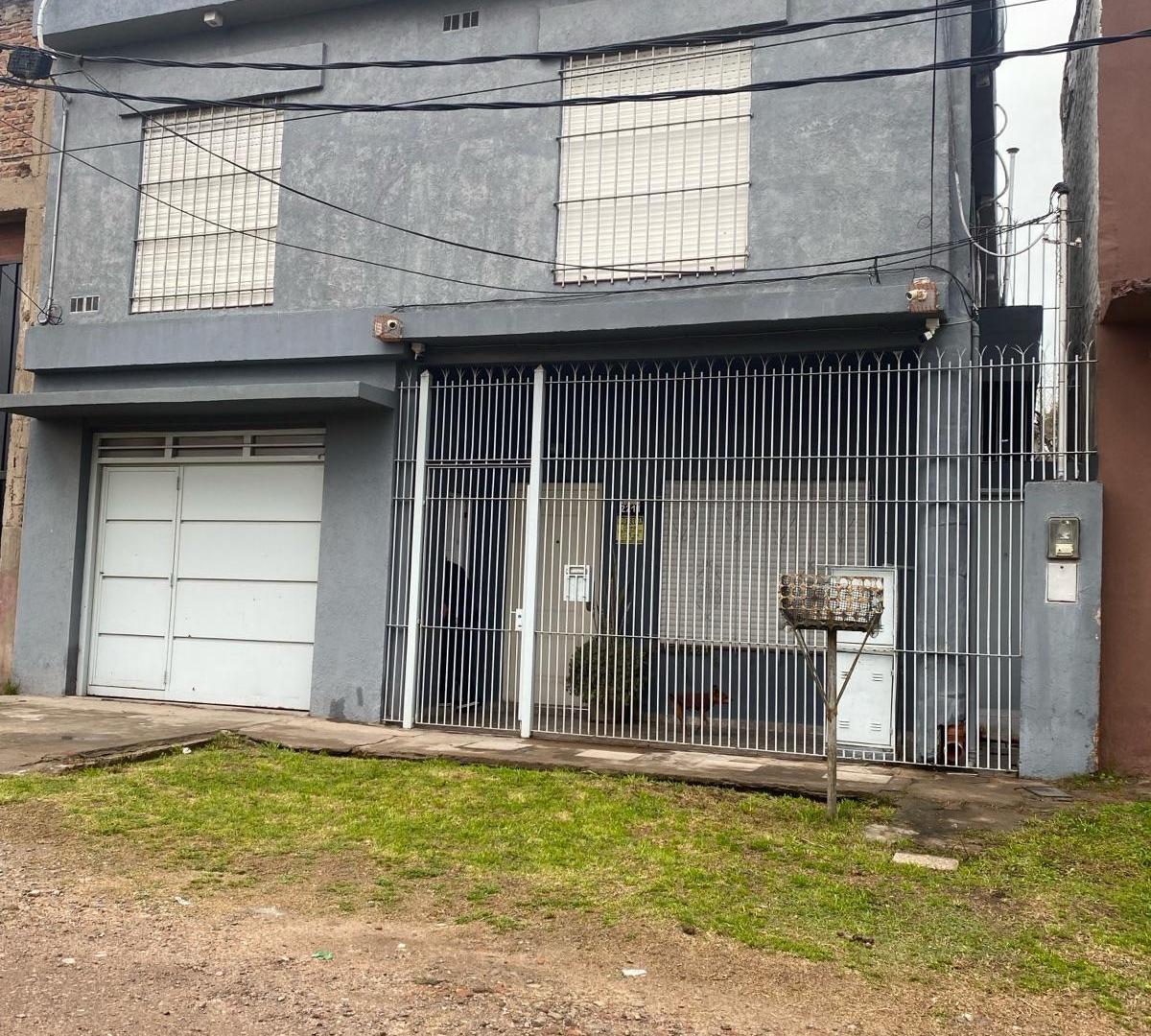 Foto de Casa en venta en Florencio Varela, imagen 1