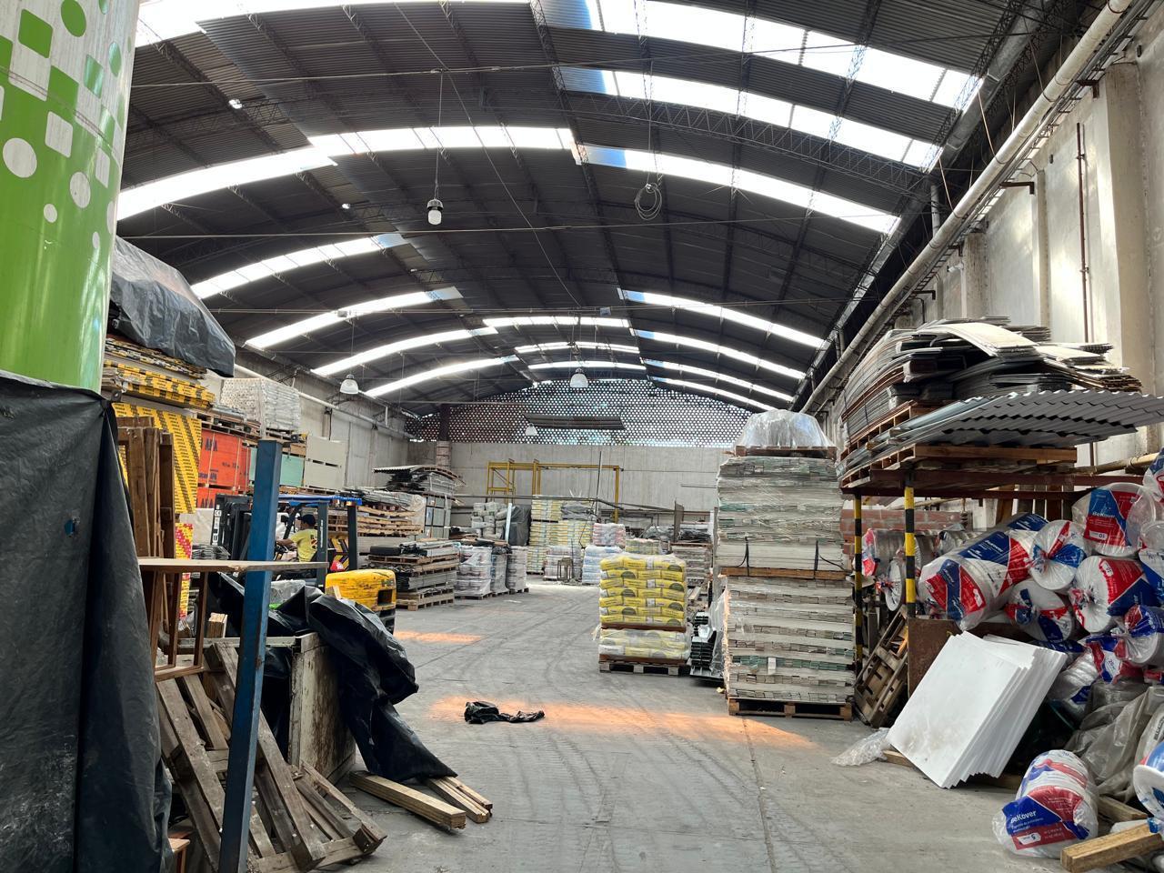 Foto de Galpon excelente ubicacion - 1300m2, imagen 1