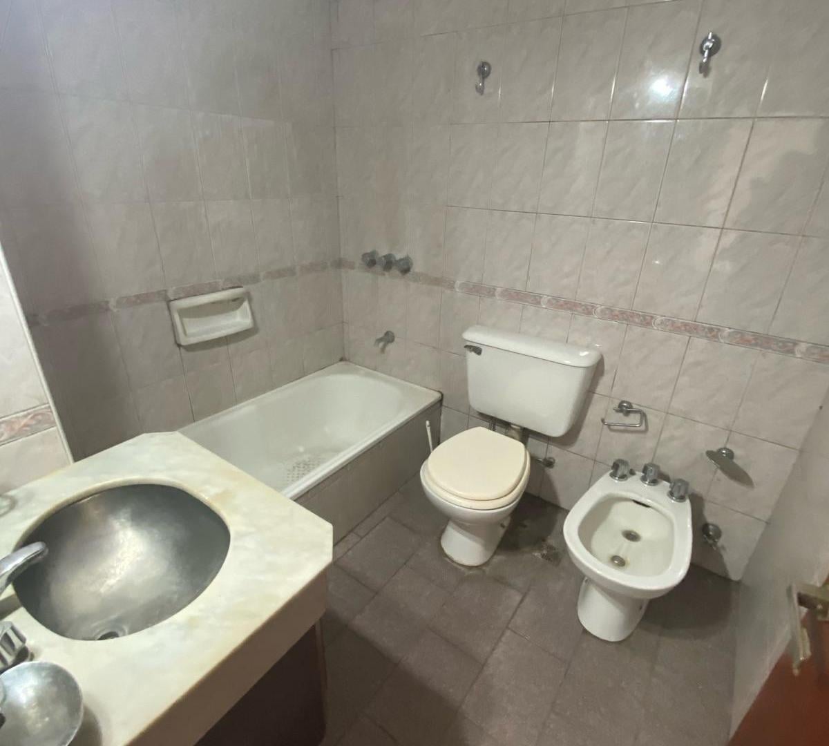 Foto de Departamento 2 ambientes en alquiler en Florencio Varela, imagen 5