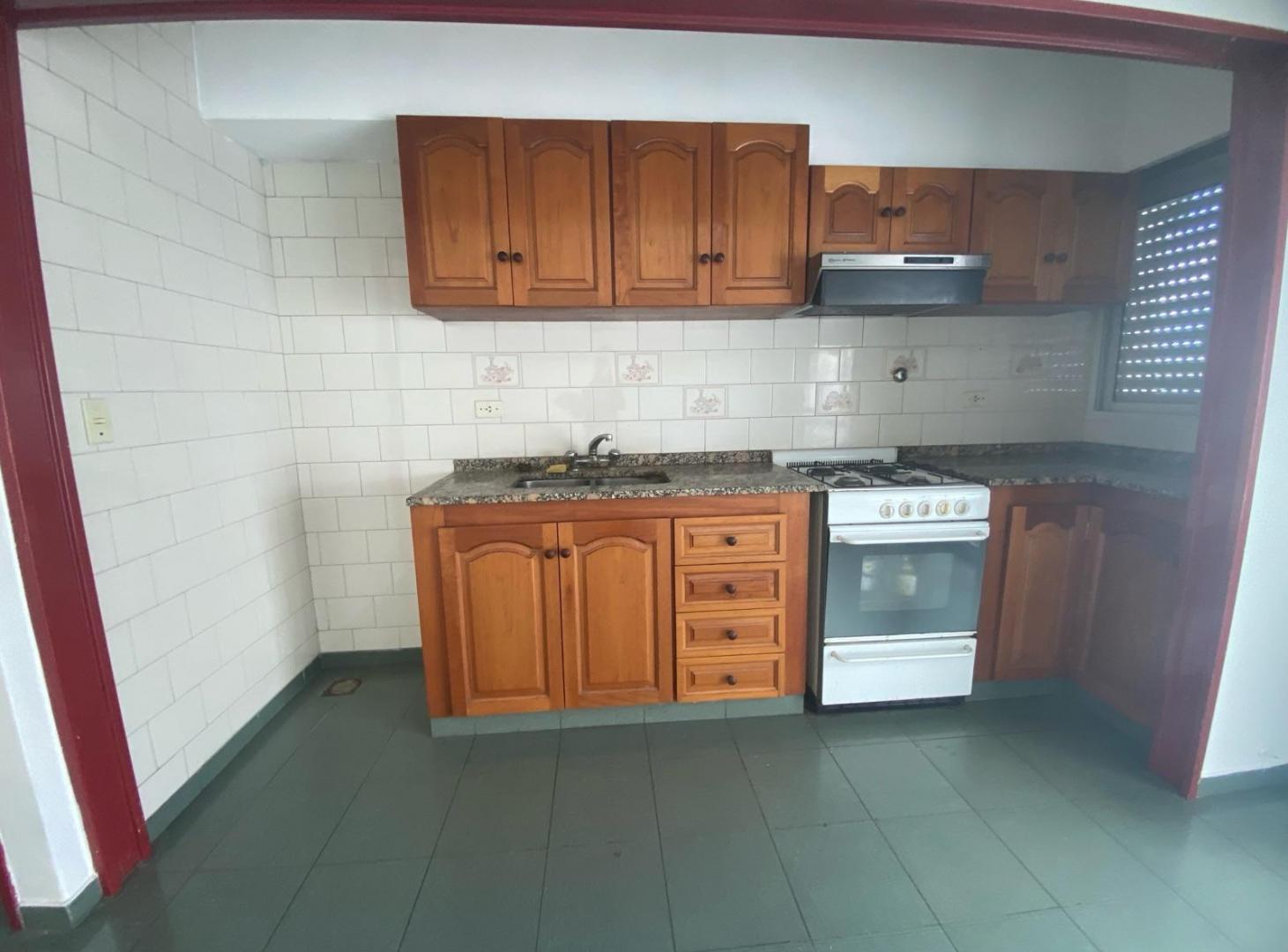 Foto de Departamento 2 ambientes en alquiler en Florencio Varela, imagen 2