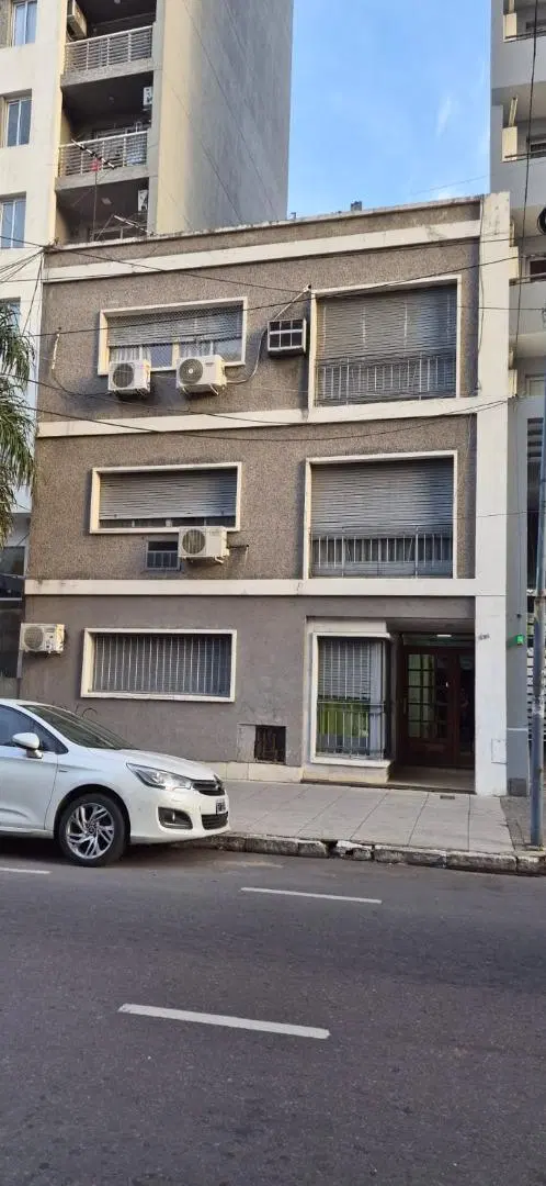 Venta departamento dos ambientes con cocina independiente 2