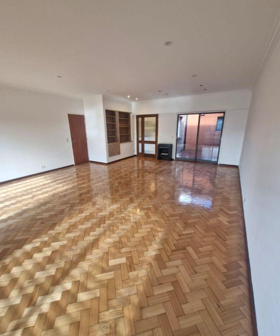 Foto de EXCELENTE DEPTO EN PRIMER PISO 3 DORM. BÑO Y TOIL, S/EXPENSAS, imagen 3