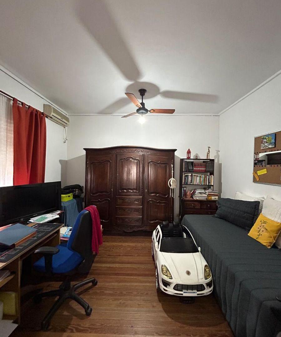 Foto de EXCELENTE PROPIEDAD PROXIMO A AVENIDA 3/4 DORMITORIOS - IDEAL VARIOS, imagen 2