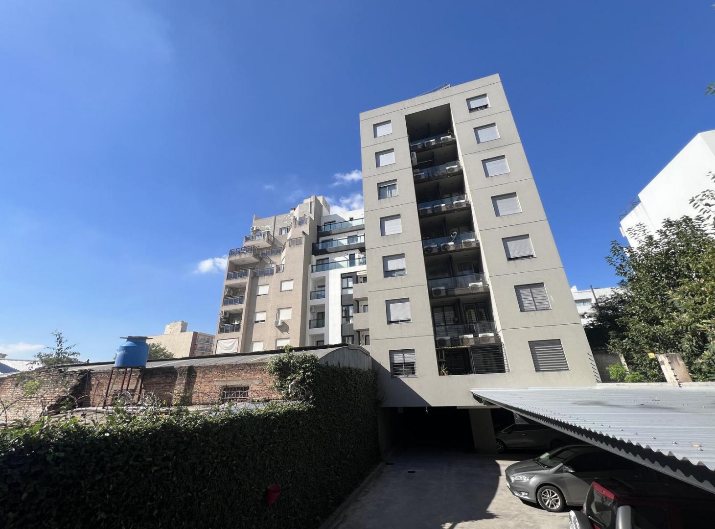 Foto de Departamento en alquiler. Barrio General Paz, imagen 3