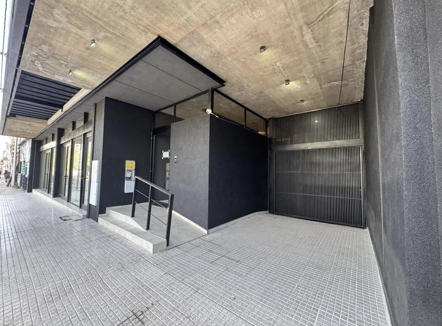 Un dormitorioa estrenar con diiseño y amenities con vista al Parque Las Heras 5