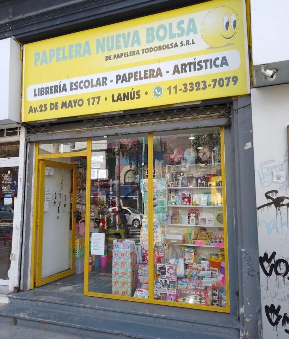 Foto de Local comercial en la avenida 25 de mayo, a metros de la estación Lanús., imagen 4