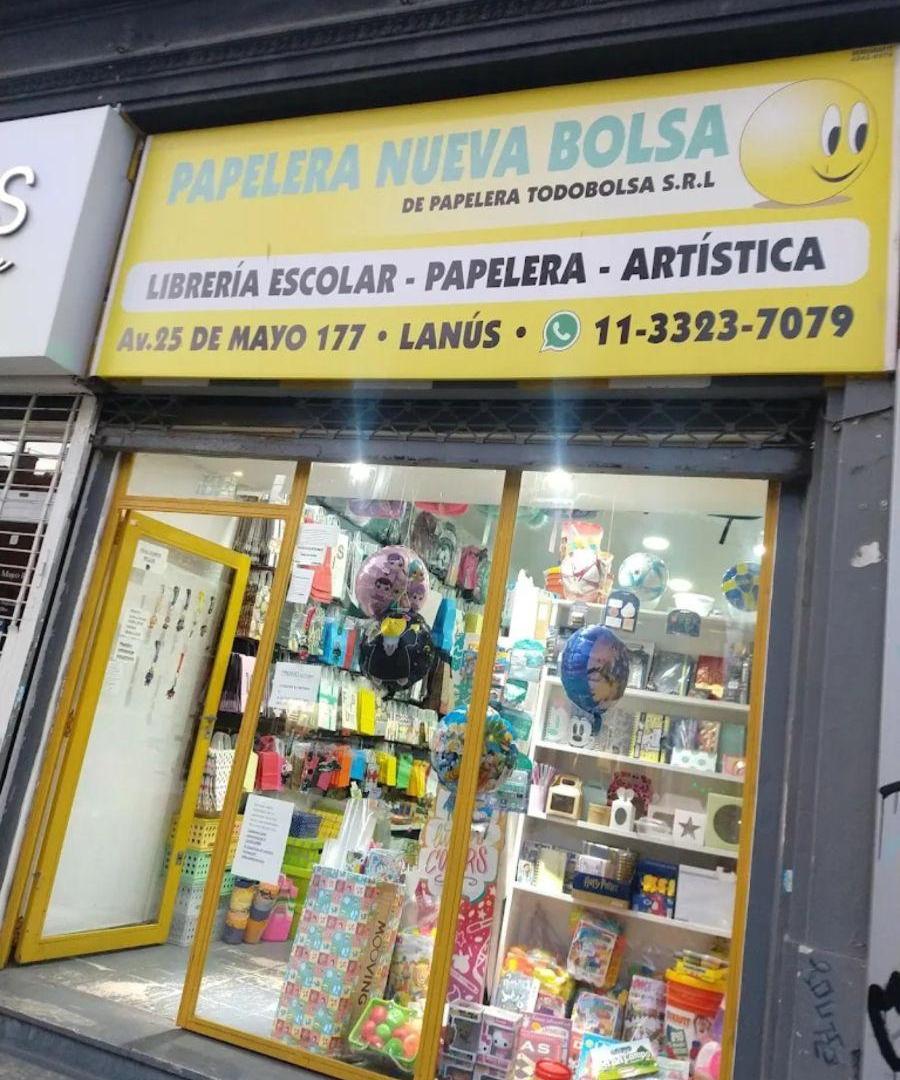 Foto de Local comercial en la avenida 25 de mayo, a metros de la estación Lanús., imagen 3