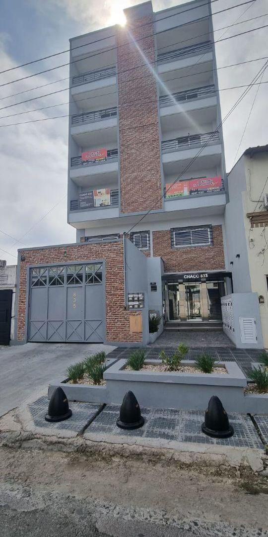 Departamento con 44 m² y 2 dormitorios en alquiler en Lanús Oeste