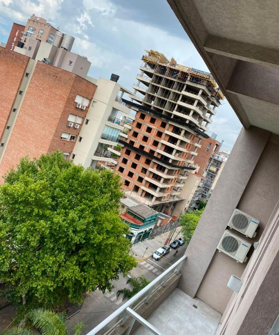 Foto de DEPARTAMENTO 3 AMBIENTES DUPLEX CON COCHERA EN ALQUILER EN LANUS OESTE, imagen 4