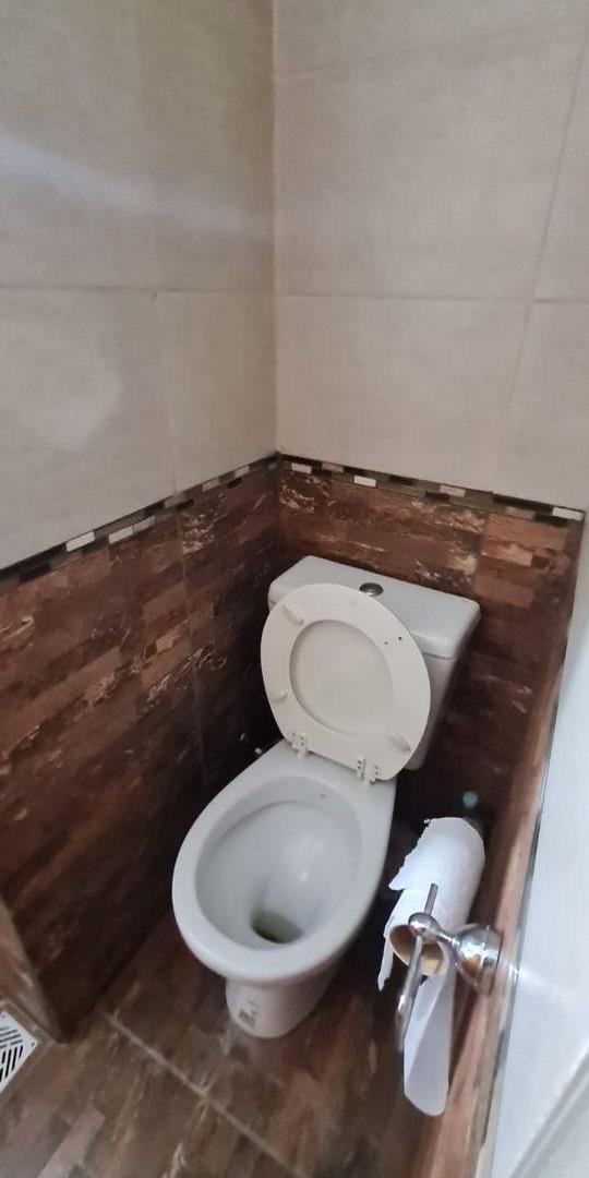 Foto de PH de 35 m² con 2 ambientes en alquiler en Valentín Alsina, imagen 3