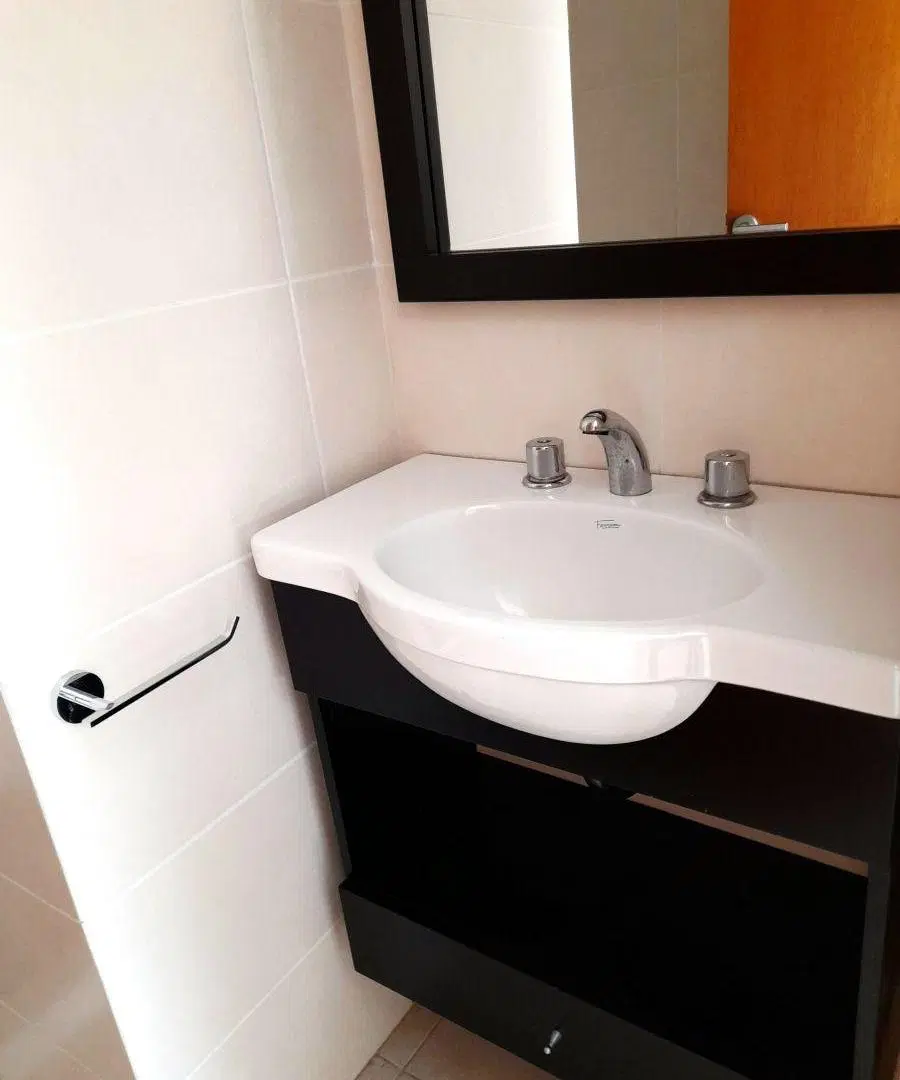 ALQUILER de monoambiente 40 11 y 12 4
