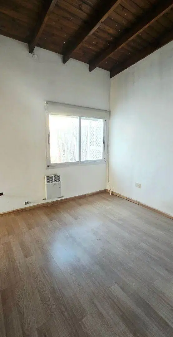 ALQUILER DE CASA COMERCIAL/PROFESIONAL 2