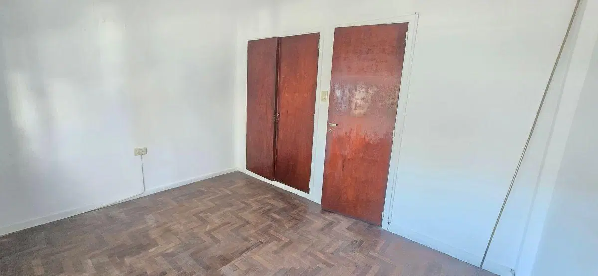 ALQUILER DE PH 7 41 y 42en Planta Alta. Profesional/Comerciall/Vivienda 8