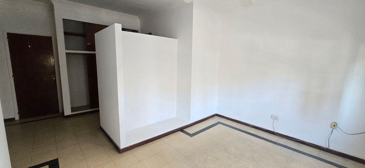 Foto de ALQUILER DE PH 7 41 y 42en Planta Alta. Profesional/Comerciall/Vivienda, imagen 4