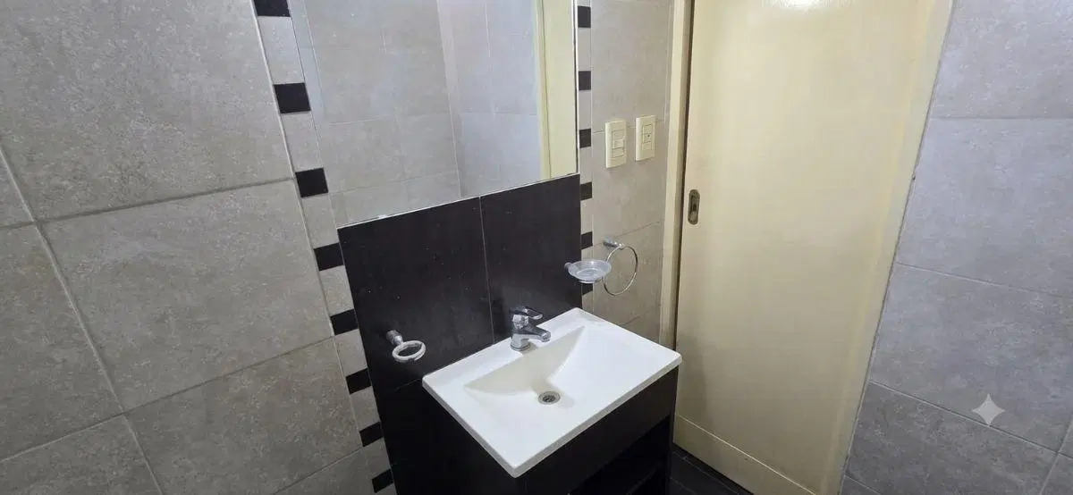 Venta Monoambiente Ramos Mejia al Frente 5
