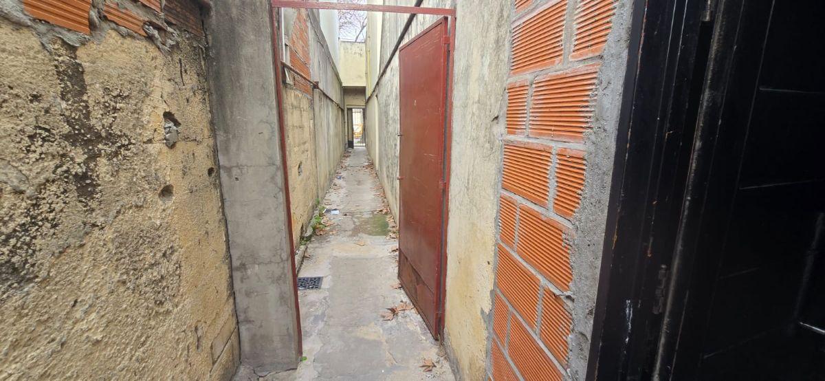 Foto de ALQUILER DE DEPOSDITO - GALPON CON PATIO - MATADEROS CABA, imagen 1