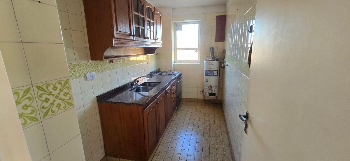 Foto de Venta 2 Ambientes al Frente con balcon Flores, imagen 1