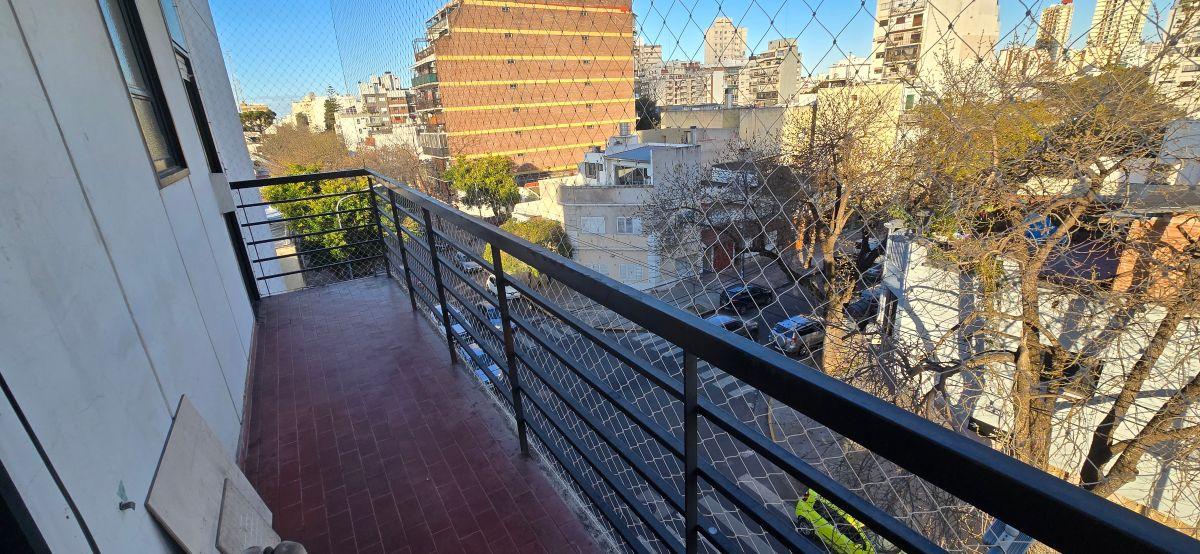 Foto de Venta 2 Ambientes al Frente con balcon Flores, imagen 3