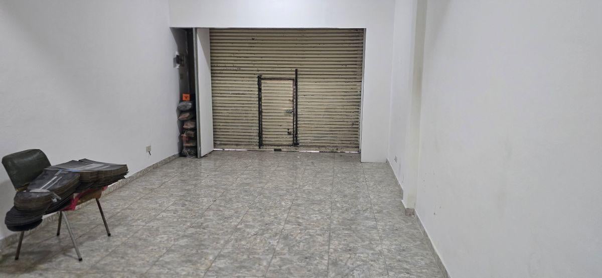 Foto de Alquiler Local Comercial Lomas del Mirador, imagen 1