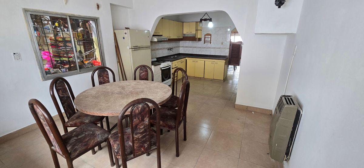 Foto de Alquiler ph 3 ambientes al frente con patio, imagen 3